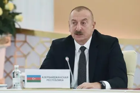 İlham Əliyev Sammitdə iştirak edir