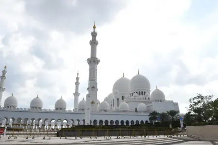 Məşhur cütlük Şeyx Zayed Məscidində - FOTO