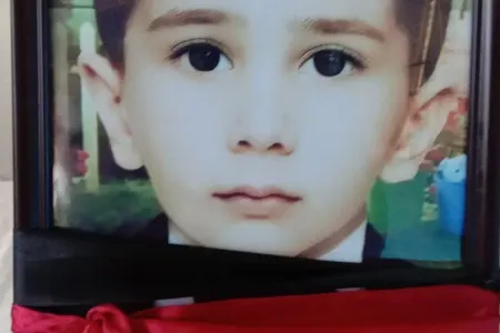Qızılcadan ölən 10 yaşlı Rinadın - FOTOSU