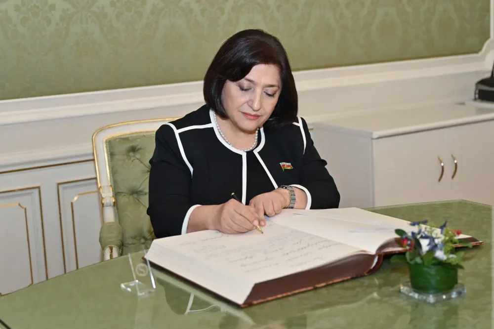 Milli Məclisin sədri Miloş Vıstrçil ilə görüşdü - FOTO