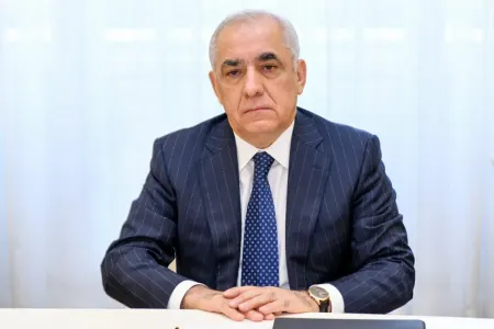 Əli Əsədov Birləşmiş Ərəb Əmirliklərinin Vitse-prezidentini təbrik edib