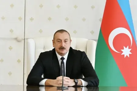 Prezidentin təbriki Laos liderinə çatdırıldı