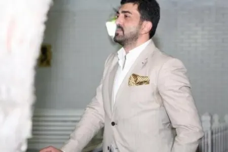 Ustalar məşhur müğənninin evini bərbad hala saldı