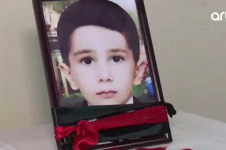 Qızılcadan vəfat edən 9 yaşlı uşağın son sözləri ürək dağladı - VİDEO