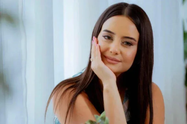 TƏCİLİ!!! Azərbaycanlı xanəndə oxlovla döyüldü - FOTO