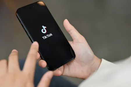Türkiyə də "TikTok"u - QADAĞAN EDİR?