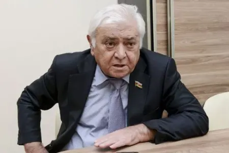 Aqil Abbas səhhətində yaranan problemdən - DANIŞDI