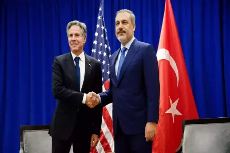 Hakan Fidan Blinkenlə Azərbaycan-Ermənistan sülh prosesini müzakirə edib