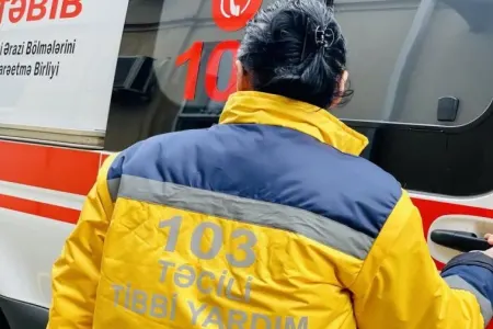 Tanınmış vəkil insult keçirdi - FOTO