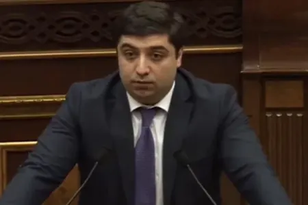 "Azərbaycanla dərin danışıqlar aparırıq" - Akopyan