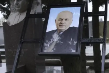 Xalq artisti Ramiz Məlik dəfn olunub