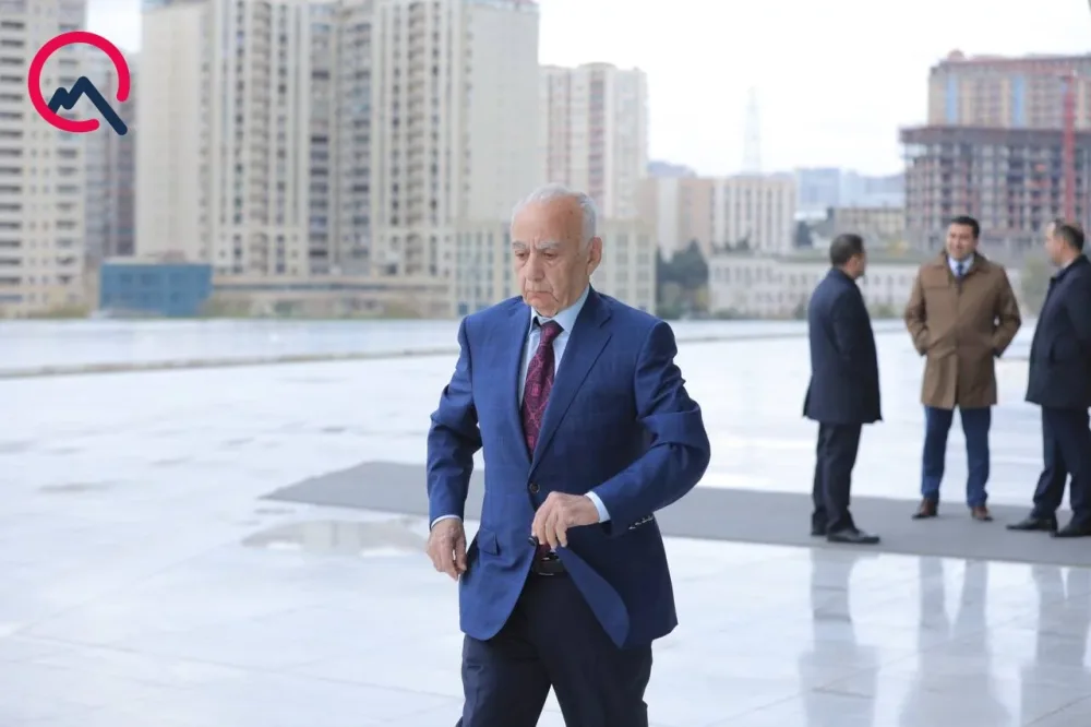 Hacıbala Abutalıbov uzun zamandan sonra görüntüləndi - FOTO