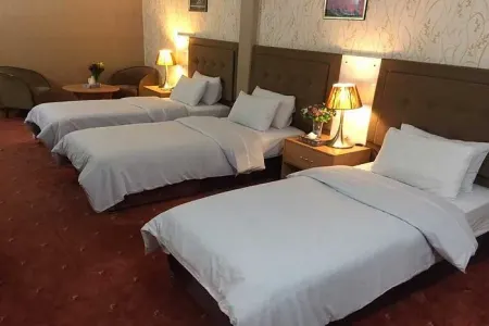İranda tarixi oteldə dəhşətli yanğın - FOTO