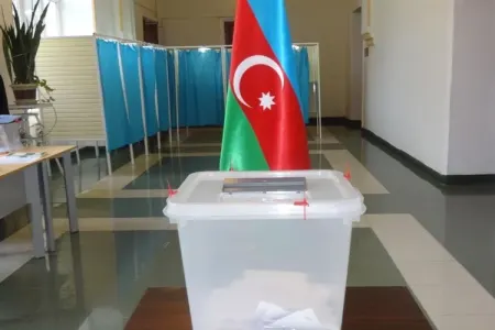 Seçki məntəqələri ilə bağlı qərar - VERİLDİ