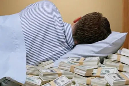 "Yastıq altında" nağd pulun saxlanılması arzuolunan deyil" - Deputat