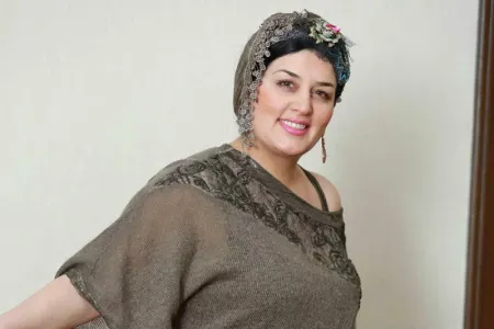 Elzanın yeni görüntüsü diqqət çəkdi: - Özünə bənzəmir - FOTO