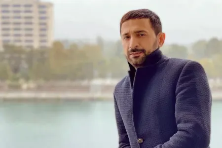 Pərviz Bülbülə xəbərdarlıq etdi: - “O mən deyiləm”
