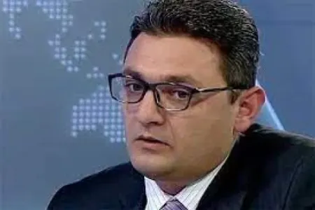 "Rusiyadan uzaqlaşmaqla Ermənistanın onurğa sütununu sındırdıq" - Qalstyan