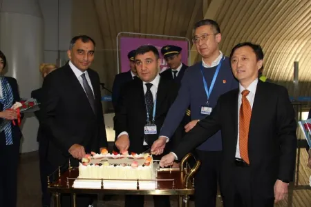 AZAL Pekin istiqamətində uçuşlara başladı - FOTOLAR