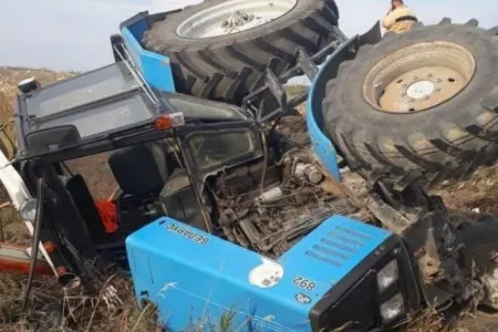 Hacıqabulda traktor aşdı - ÖLƏN VAR