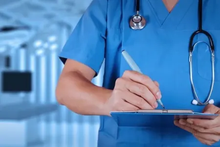 Xaricdə təhsil alan 102 həkim TƏBİB-də çalışır