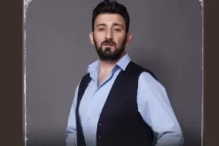 Aydın Sanidən xanım müğənnilərə - SƏRT İSMARIŞ
