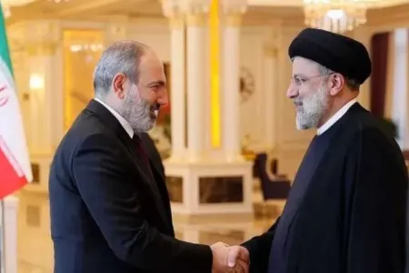 Rəisi Paşinyanla 3+3 platformasından danışdı: - "Siyasətimiz bəllidir"