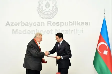 Yuli Qusmana “Şərəf” ordeni təqdim edildi