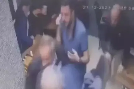 Türkiyədə matç zamanı zəlzələ anı... - ANBAAN VİDEO