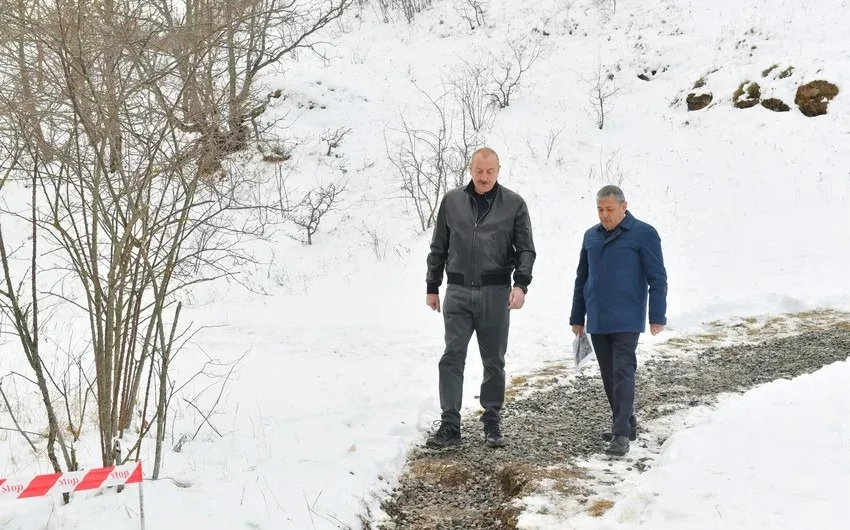 İlham Əliyev Şuşa rayonundakı “Turşsu” bulağında - FOTOLAR