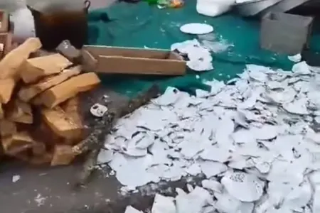Daşkəsəndə güclü külək toy çadırını dağıtdı - VİDEO