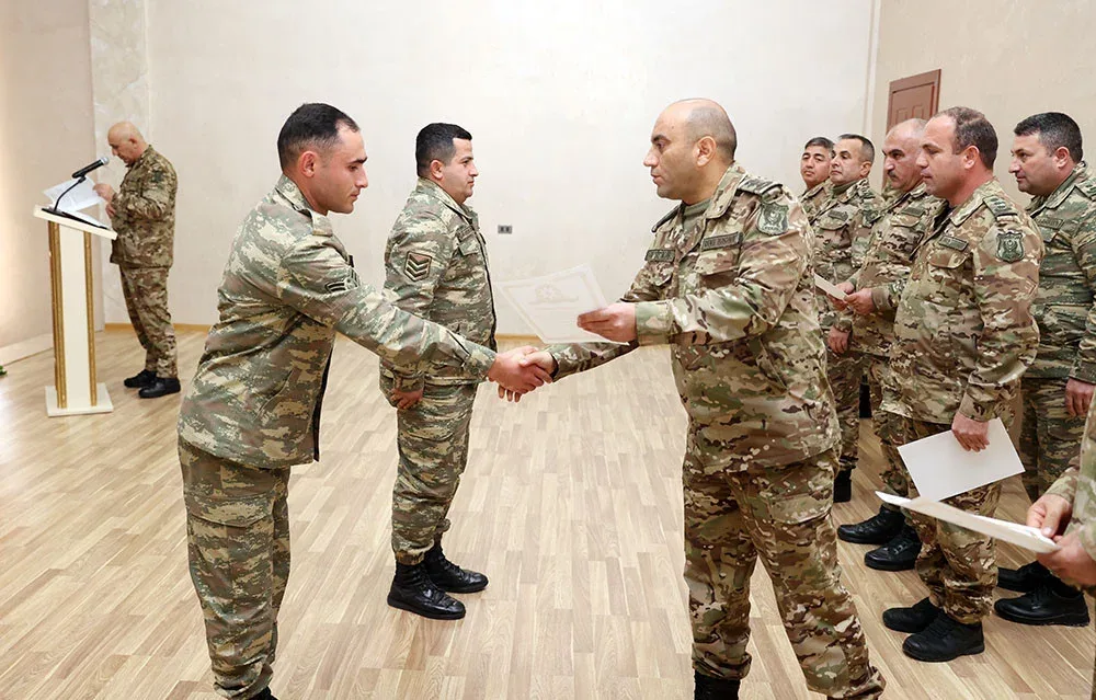 Azərbaycan Ordusunda ilin yekununa dair iclaslar keçirilib