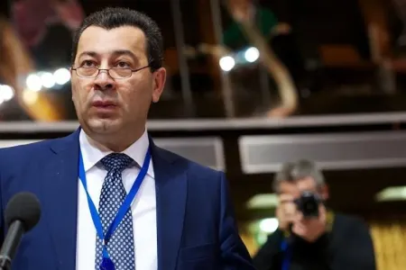 “Terrorçularla mübarizə milli maraqlarımızın elementlərindəndir”.