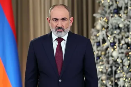 Paşinyan üzr istədi