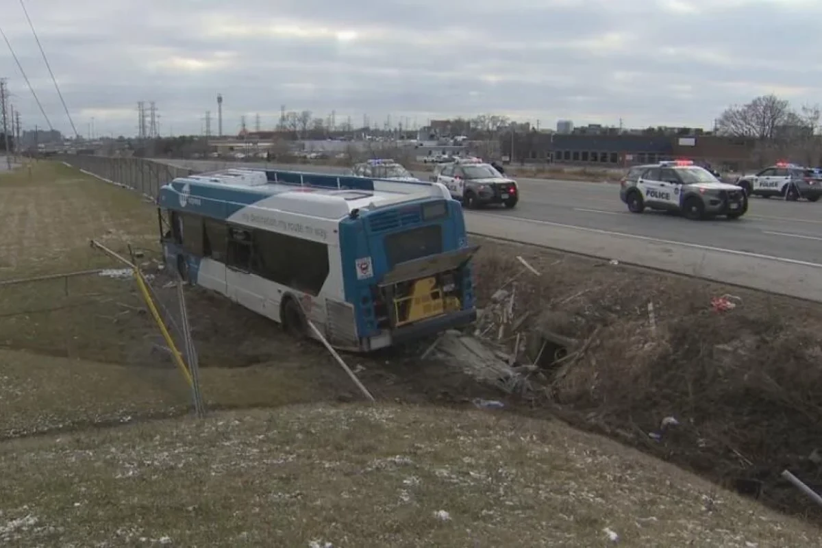 Ağır yol qəzası: - 12 nəfər yaralandı