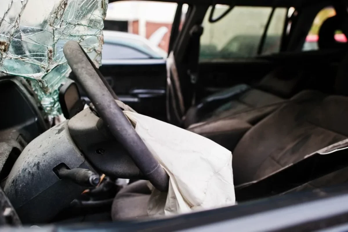 Sumqayıtda iki mikroavtobus toqquşub