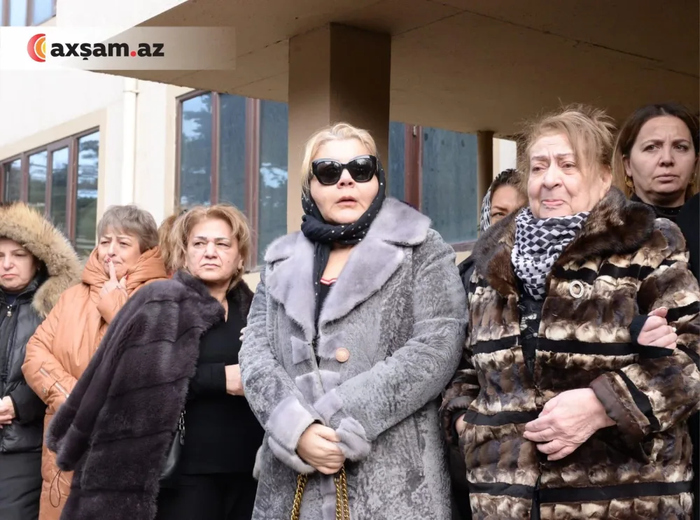 Sənət dostları vida mərasiminə gəlmədi - Fotolar