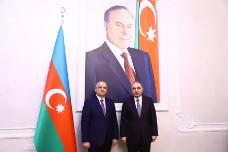 Baş prokurorun köməkçisi təqaüdə göndərildi - FOTO