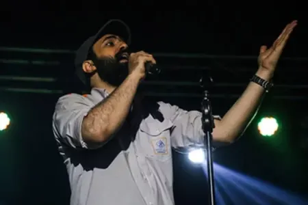 İranlı müğənniyə həbs və şallaq cəzası verildi