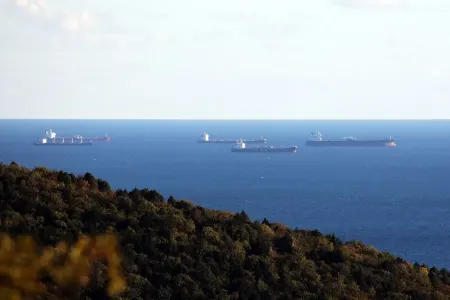 İran Amerikaya məxsus tankeri saxladı