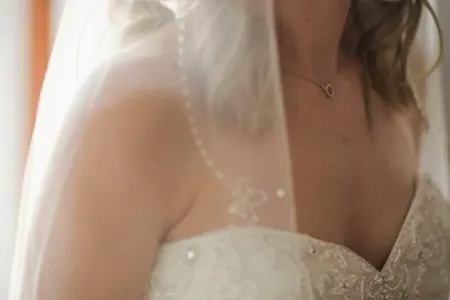 Toyda dəhşət yaşandı - Qonaqlar gəlinə elə şey etdi ki... - FOTOlar