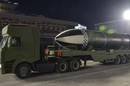 Şimali Koreya ballistik raket atdı