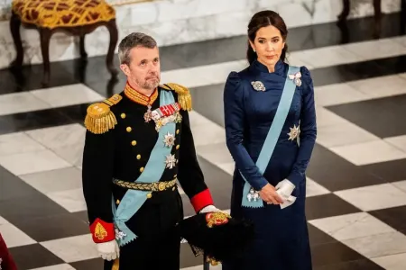X Frederik Danimarkanın yeni Kralı olub
