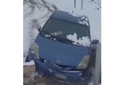 "Prius" qəbiristanlığa girdi - VİDEO