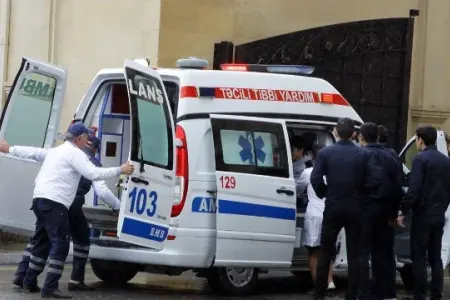 Səhhəti pisləşən tanınmış meyxanaçı xəstəxanaya yerləşdirildi - FOTO