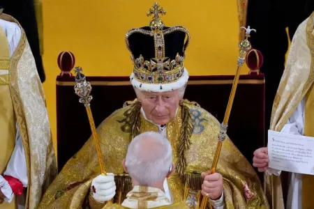 Britaniya kralı III Çarlz xəstəxanaya yerləşdiriləcək