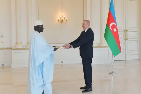 İlham Əliyev Seneqalın yeni səfirini qəbul edib - FOTO