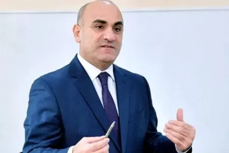 "Uşaqlara tibbi xidmət poliklinikalarda göstərilir" - Bəşarət Məmmədov