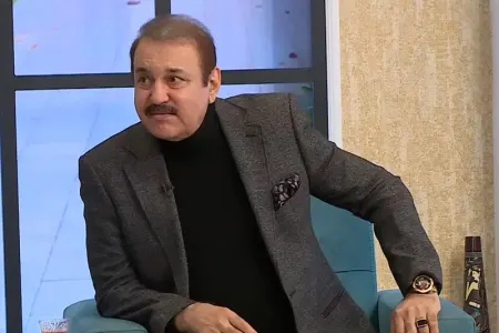 Cavanşir Məmmədovdan efirdə "mama" sözü deyən həmkarlarına - ETİRAZ - VİDEO