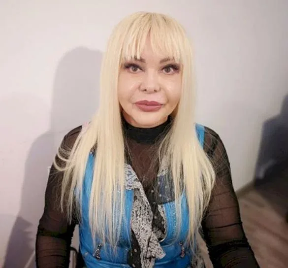 Müğənni Cəmilə tanınmaz halda - FOTO